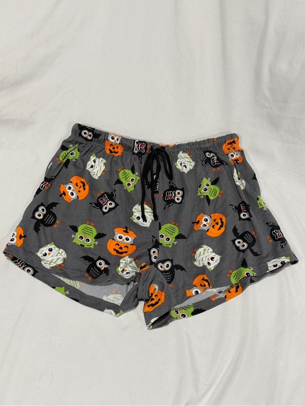 Gray Halloween Print Women's Lounge Shorts
